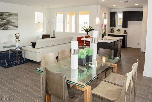 Foto del edificio - 4293 Paragon Highlands Ave