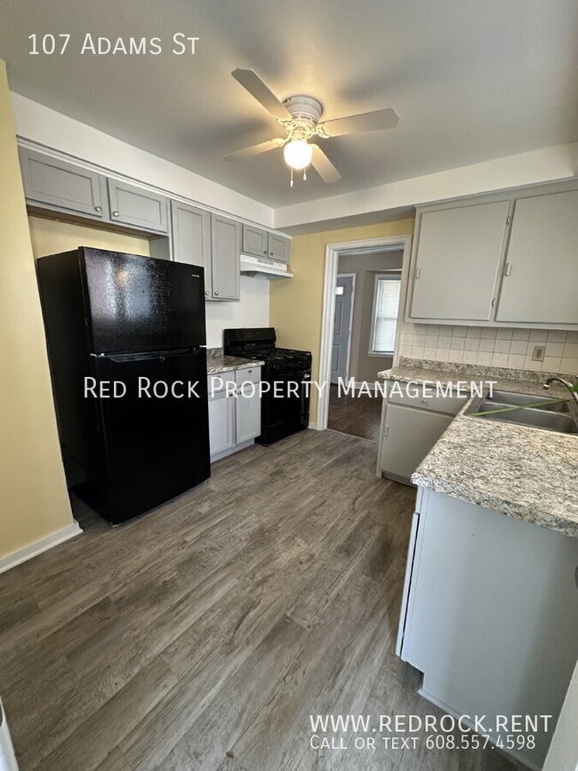 Foto del edificio - 107 Adams St