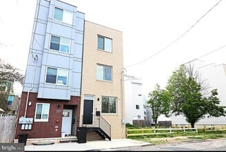 Building Photo - 1936 N 3rd St