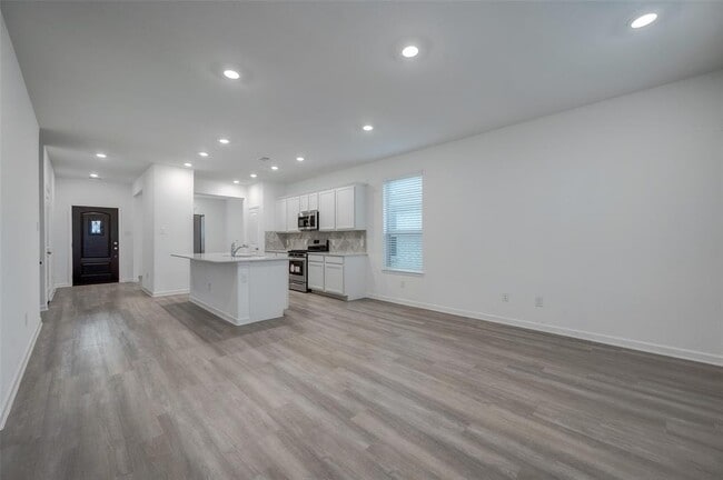 Building Photo - 5538 Downie Draw Ranch Trail