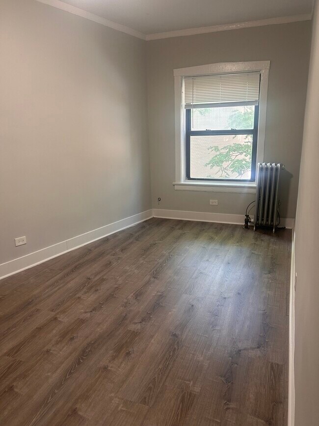 Foto del edificio - 7620 N Sheridan Rd