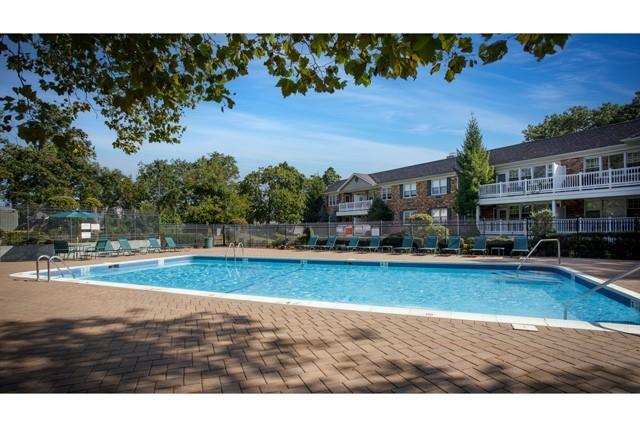 Foto principal - 65 Prospect Ave