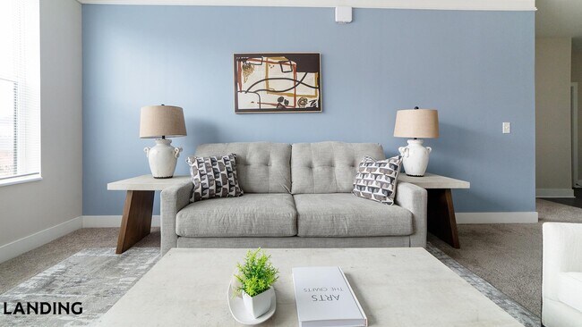 Building Photo - 1494 N High St