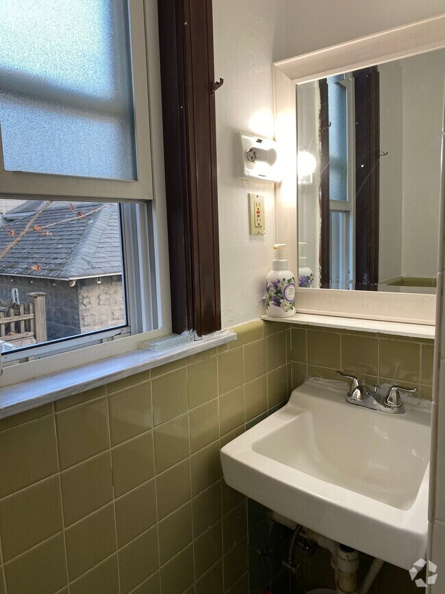 Homes for rent near South Shore Christian Academy Weymouth, MA Page