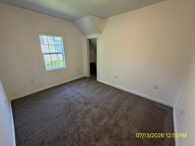 Foto del edificio - 1215 E 28th St