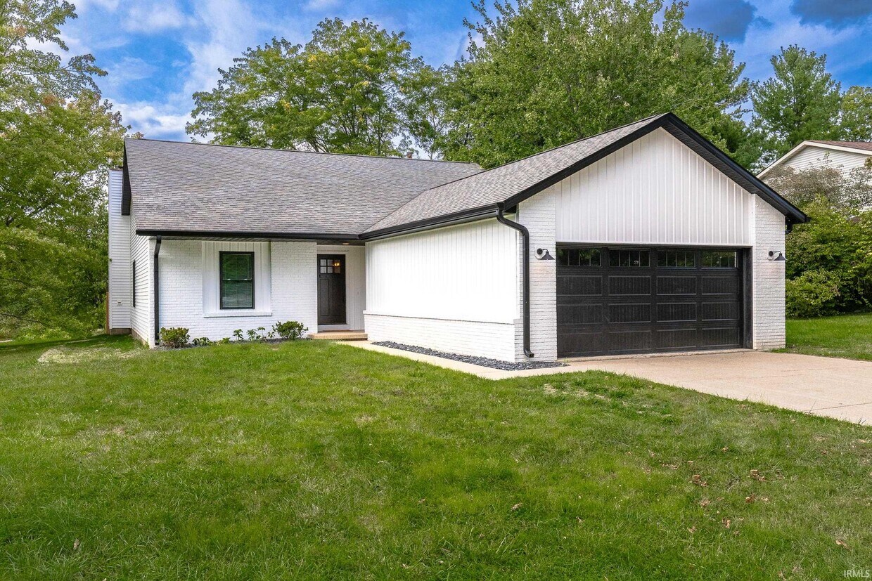 Foto principal - 914 S Rainier Ct
