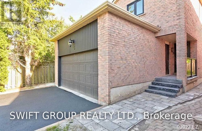 Building Photo - 5 Rosseter Rd