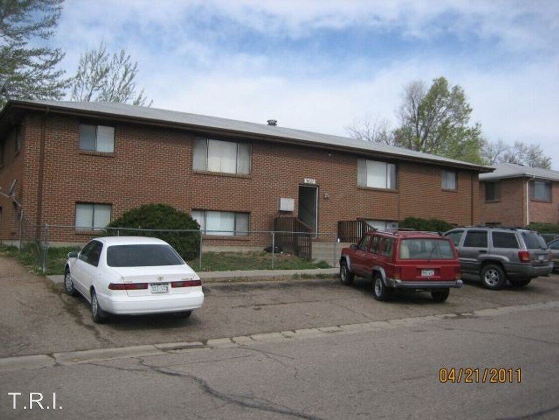 Primary Photo - 3027 Denver St
