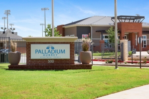 Primary Photo - Palladium Aubrey