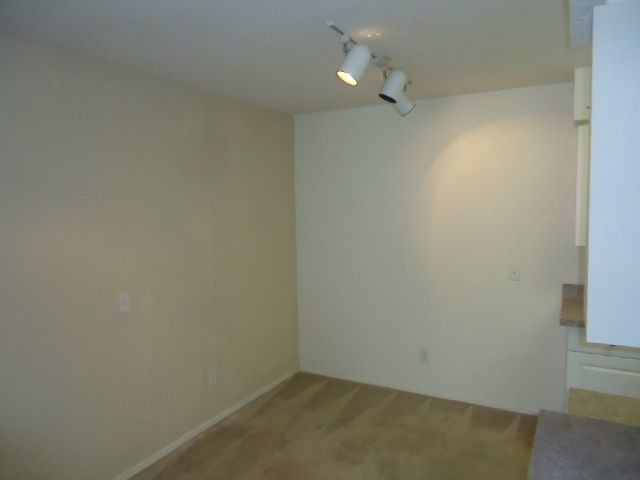 Foto del edificio - 5924 Brickleberry Ln