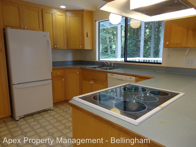 Building Photo - 1303 Bonanza Way