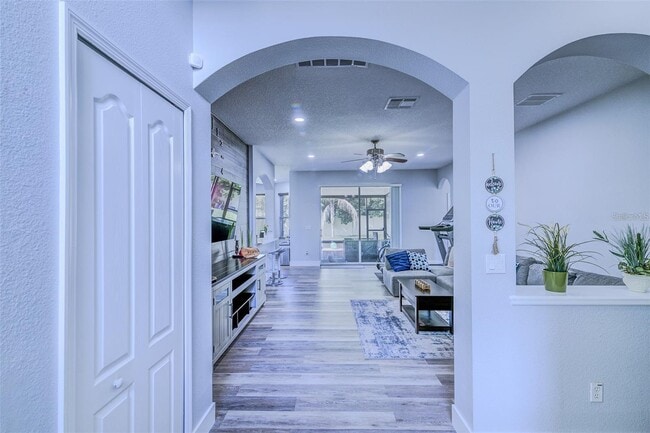 Building Photo - 12715 Moss Park Ridge Dr