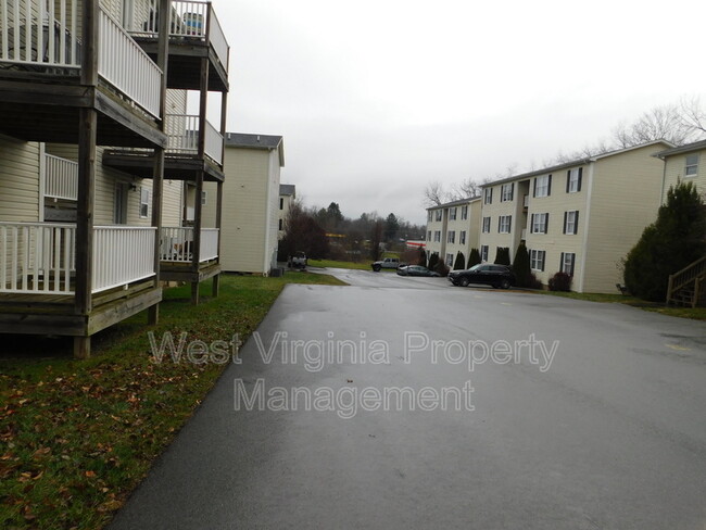 Foto del edificio - Woodland Acres