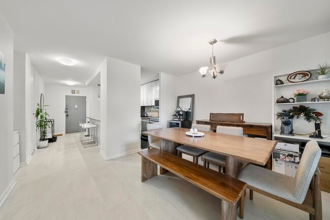 Foto del edificio - 7855 JFK Blvd E