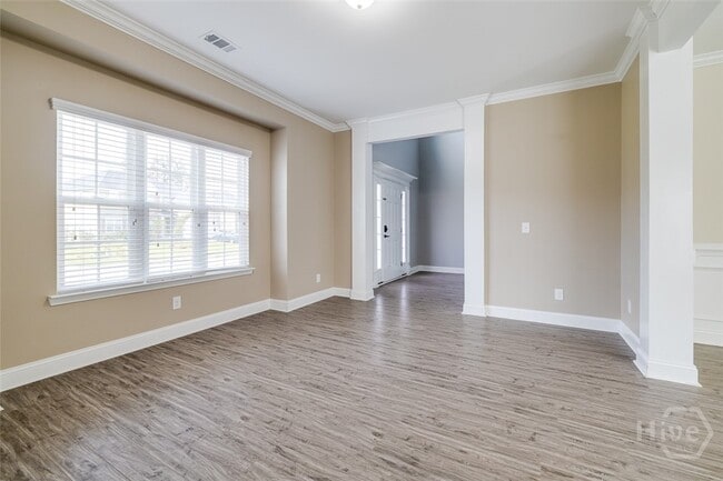 Building Photo - 225 Beckley Dr