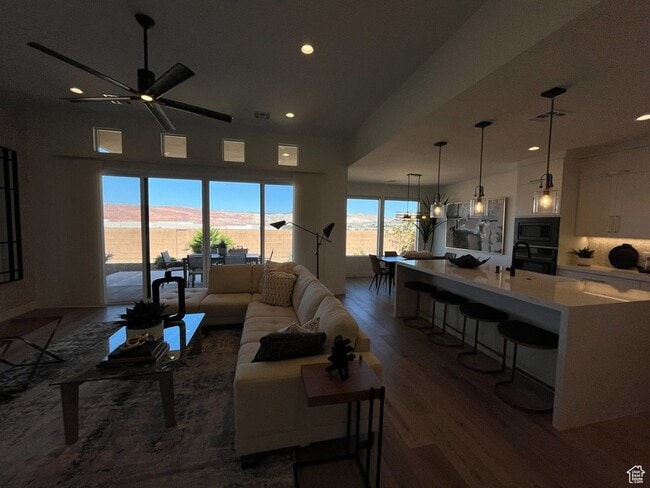 Building Photo - 1234 Firepit Knoll Dr