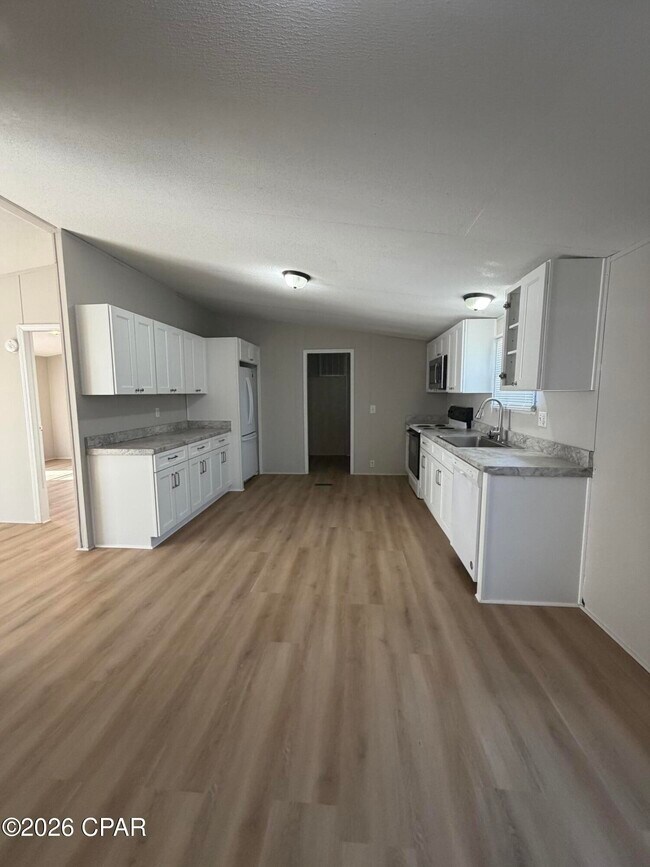 Foto del edificio - 4013 W 24th Ct