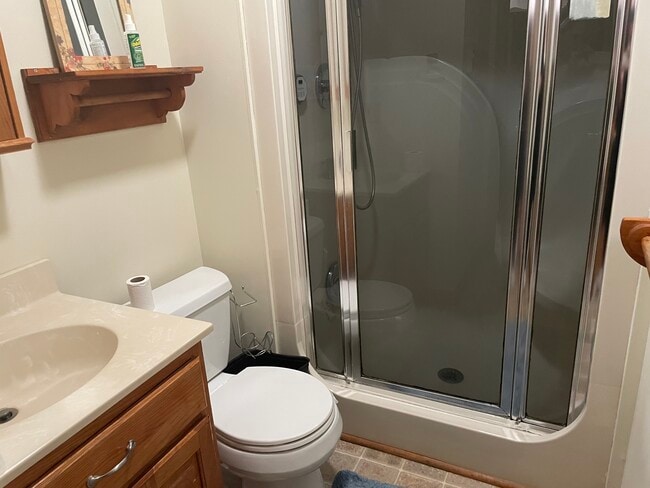 Foto del edificio - 255 Mountain View Dr