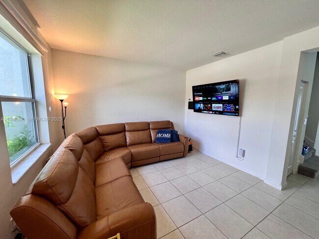 Foto del edificio - 1513 SE 26th Ter