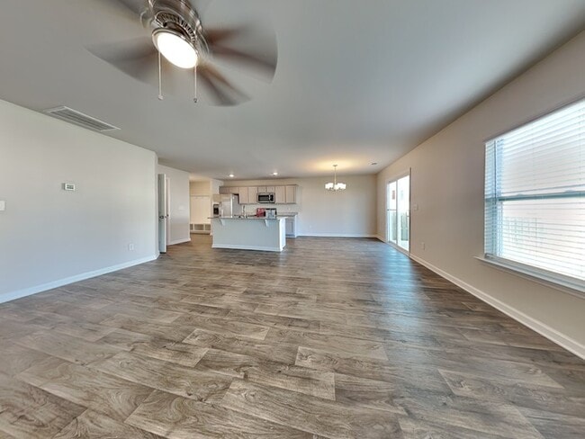 Building Photo - 43 Blue Fescue Way