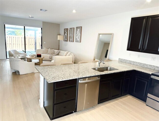 Foto del edificio - 23266 SW 110th Ct