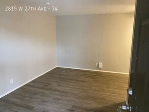 Building Photo - 2815 SW 27th Ave