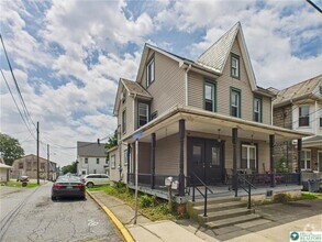 Building Photo - 127 Mauch Chunk St
