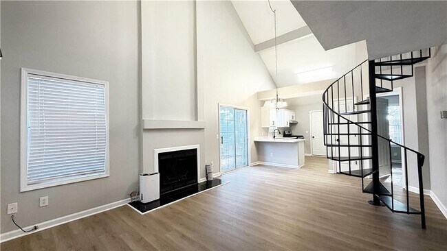 Foto del edificio - 2644 St Charles Ln NW