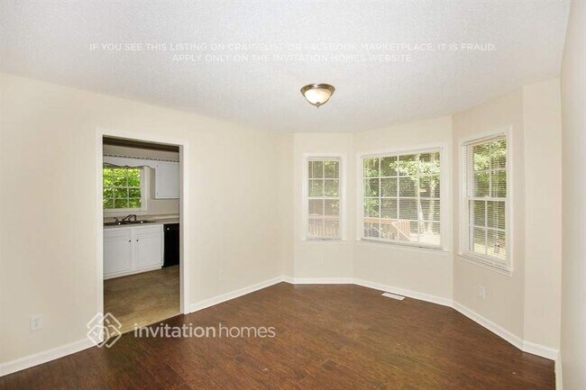 Foto del edificio - 43 Summer Glen Pl