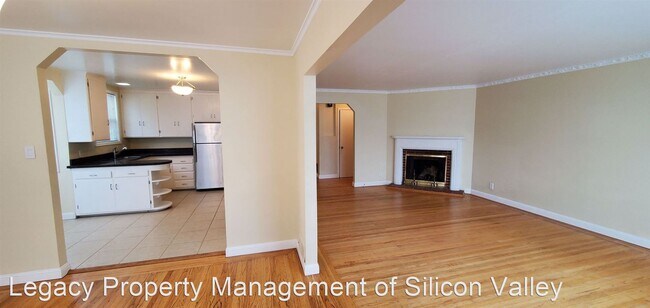 Building Photo - 3 br, 2 bath House - 120 Schwerin St