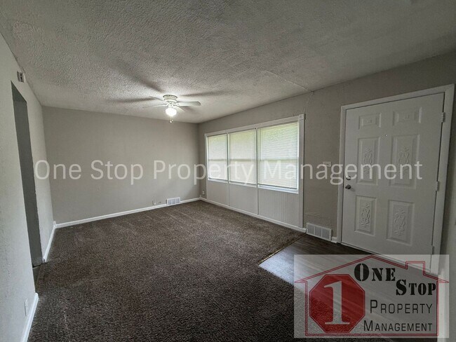 Foto del edificio - 3 bedroom, 1 Bathroom Home in Kansas City!!