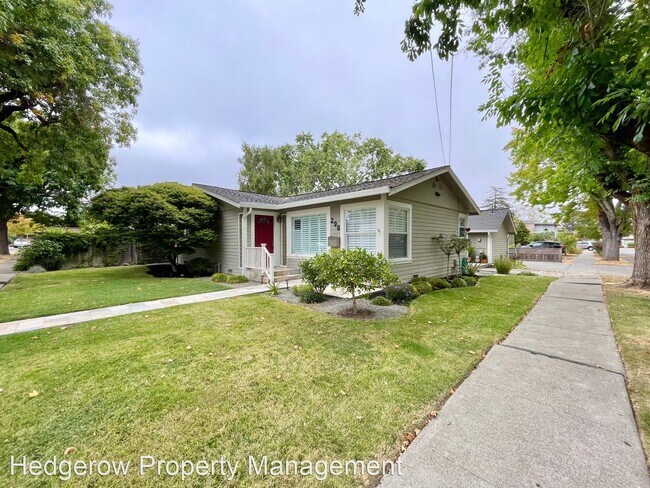 Foto del edificio - 3 br, 2 bath House - 298 S Hartson Street