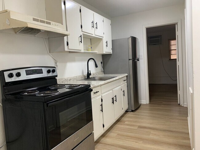 Building Photo - 1275 Lynch Mill Rd