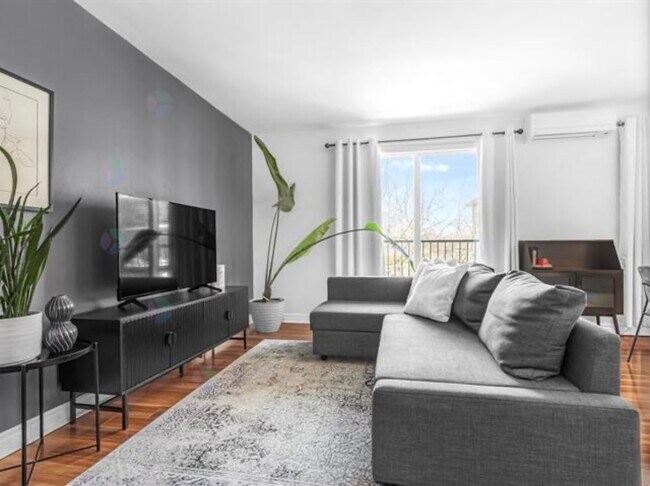 Photo du bâtiment - 9250 Av Bourret
