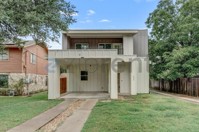 Building Photo - Unit A
