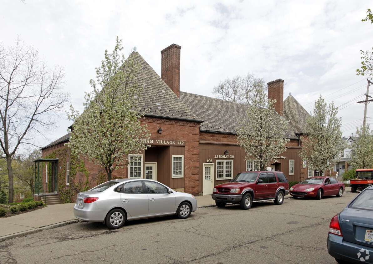 Primary Photo - Chatham Village