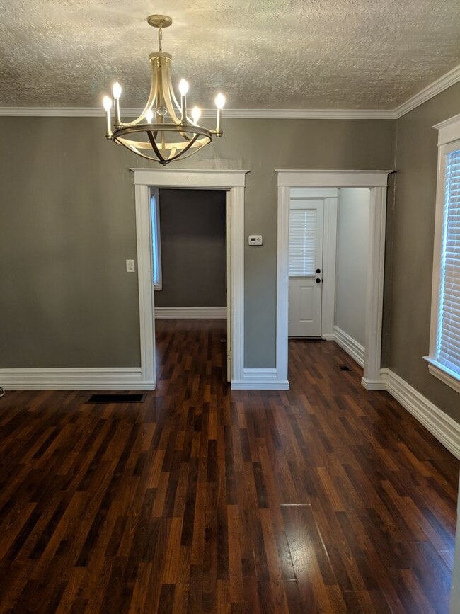 Photo - Beautiful Home! Perfect combo of old world charm with modern finishes & ammenities!