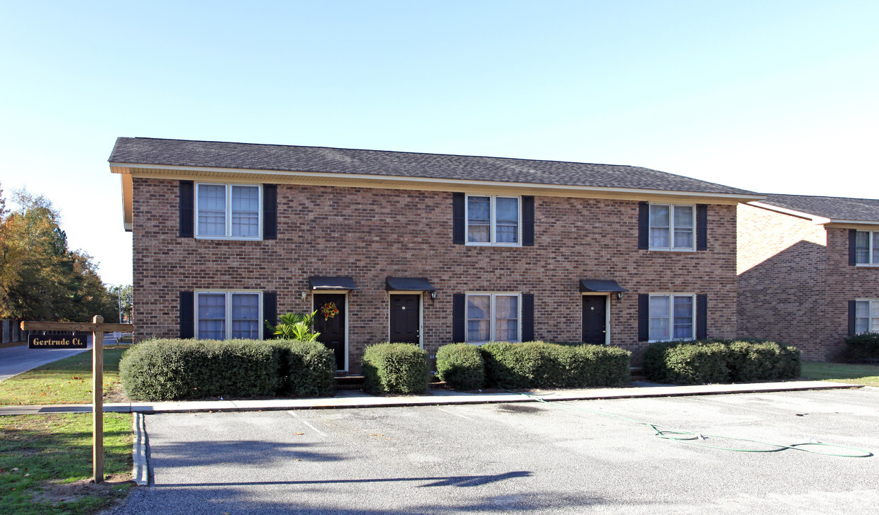 Primary Photo - Hackberry Apartments