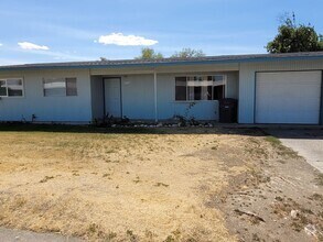 Building Photo - 8966 Tinker Loop