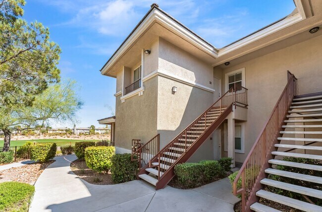 Foto del edificio - 904 Duckhorn Ct