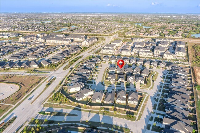 Building Photo - 6014 Churchill Spgs Ln