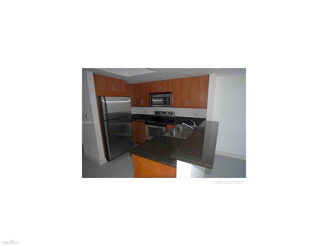 Primary Photo - 101 E Flagler St