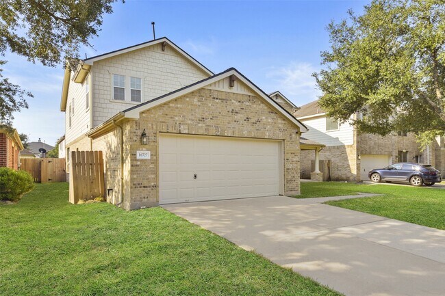Building Photo - 16727 Summer Cypress Ct