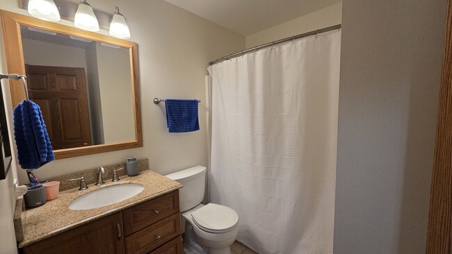 Foto del edificio - 3611 Fawn Ln