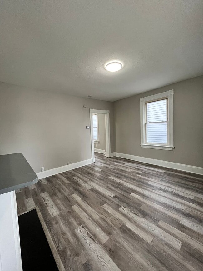 Building Photo - 1214 Gilsey Ave