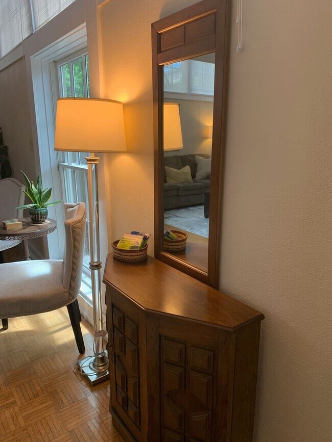 Foto del edificio - 1 br, 1.5 bath House - 67 Legare Street CH#1