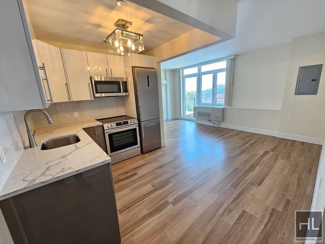Building Photo - Modern Studio with Heated Bathroom Floor |...