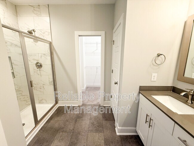Foto del edificio - 22 S Laird Dr