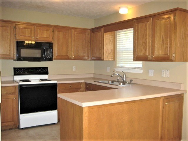 Building Photo - 717 Veneta View Dr
