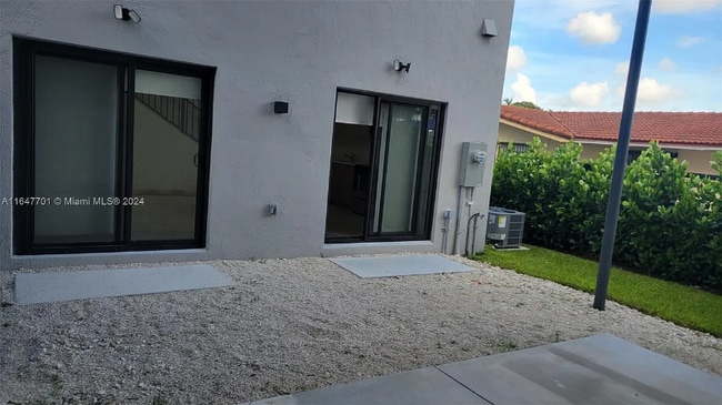 Foto del edificio - 135 SW 114th Ave